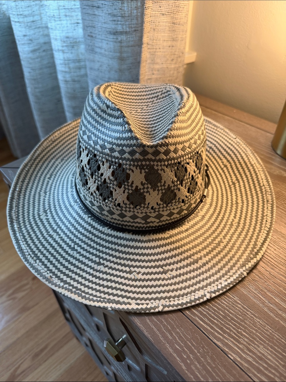 Rag & Bone Black, Beige, and Grey Patterned Straw Panama Hat - size M